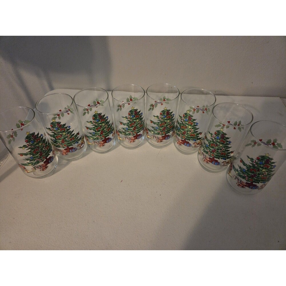 Vintage Christmas Tree Glasses Tumblers Set of 8 Holly Garland Holiday Barware